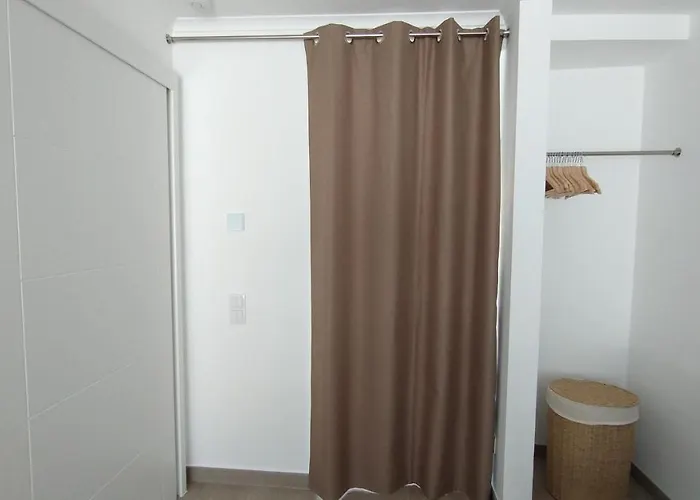 Casa Da Torre - A Gema Escondida De *