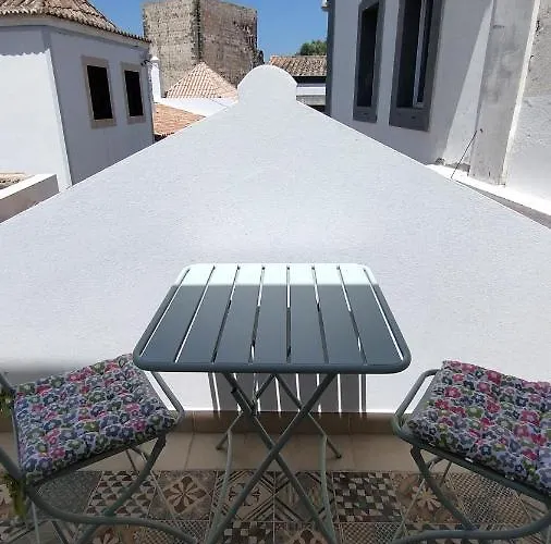 Casa Da Torre - A Gema Escondida De *